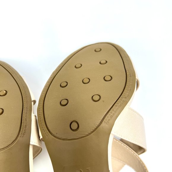 Lifestride Womens Carlyle Beige Cream Nude‎ Tan Faux Vegan Leather Heels Shoes - Picture 11 of 14